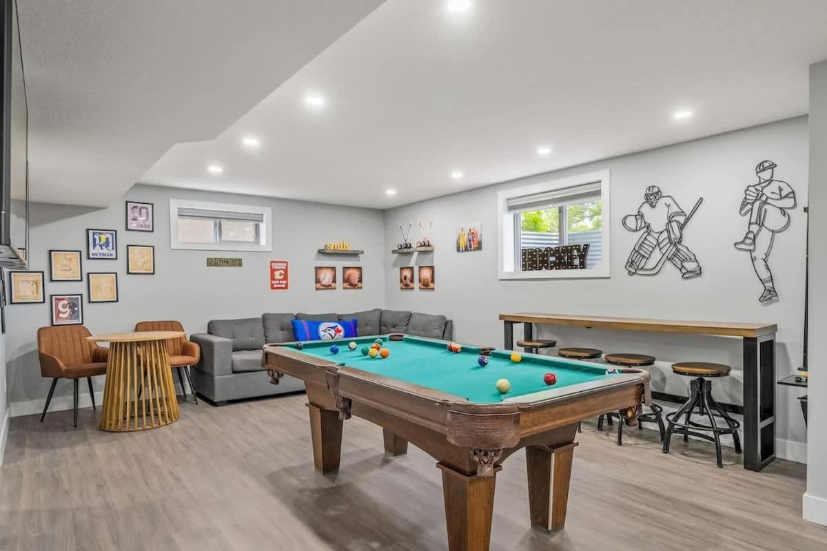 Holiday home The Experience - Pool Hot Tub Theater Games Rm Pub *